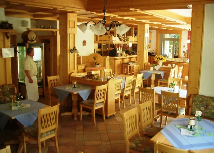 מלון Weinhotel Wagner 2*