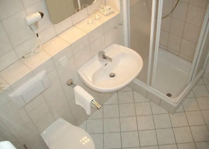 Weinhotel Wagner פרנקנטל